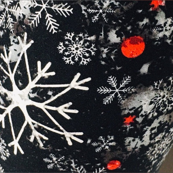 Small NEW Girls Christmas Snowflake Leggings Luxury Soft Yoga Pants - Picture 7 of 9